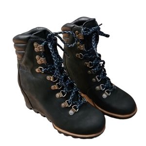 Sorel Conquest Boots
